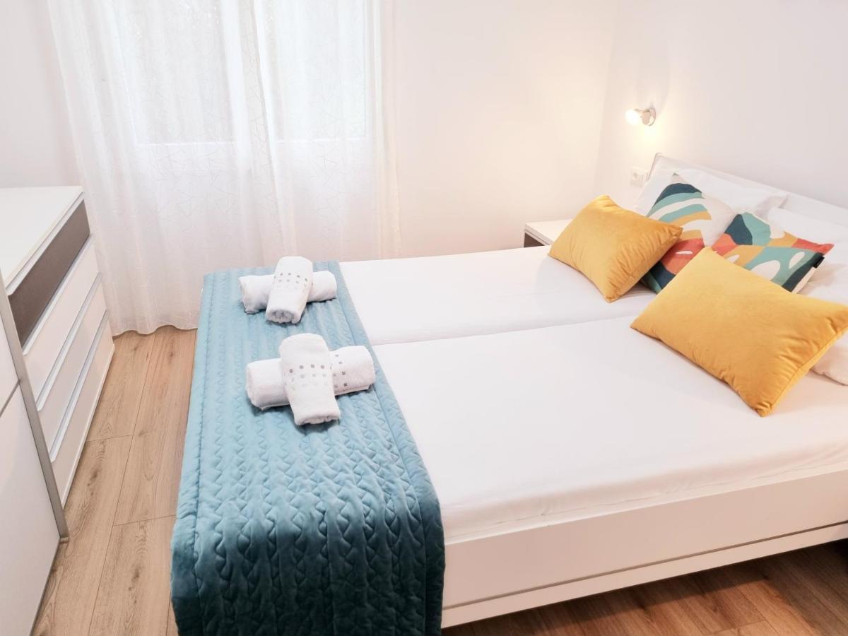Apartman Maslina Krk Town Buitenkant foto