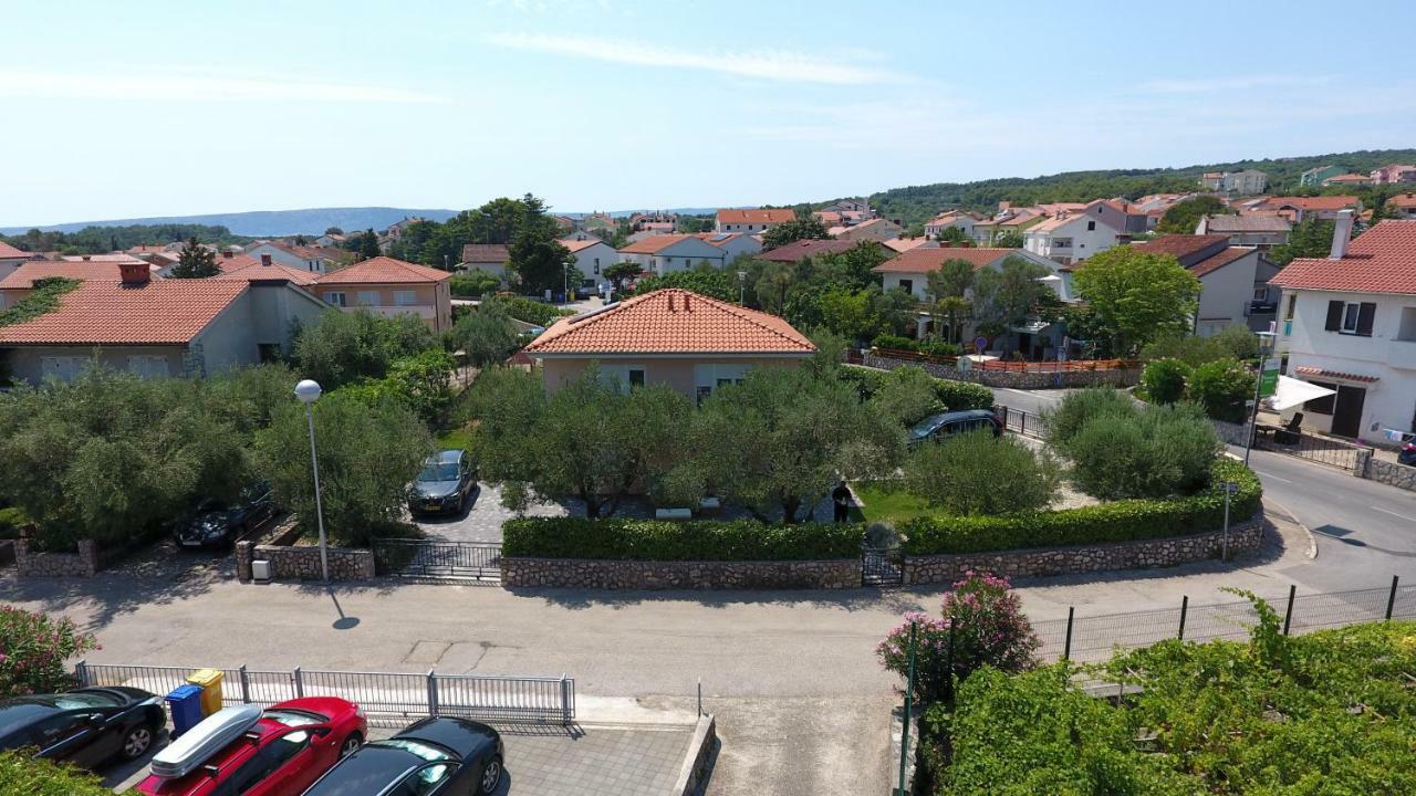 Apartman Maslina Krk Town Buitenkant foto